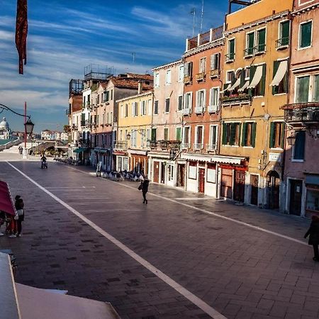 Appartamenti Superior In Via Garibaldi By Bricola Apartments Wenecja Zewnętrze zdjęcie