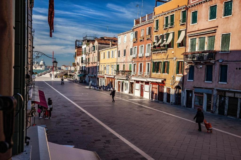 Appartamenti Superior In Via Garibaldi By Bricola Apartments Wenecja Zewnętrze zdjęcie