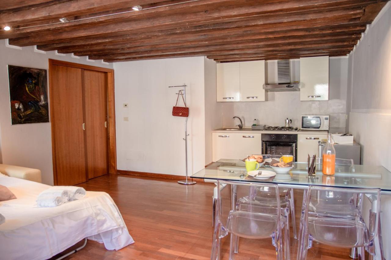 Appartamenti Superior In Via Garibaldi By Bricola Apartments Wenecja Zewnętrze zdjęcie