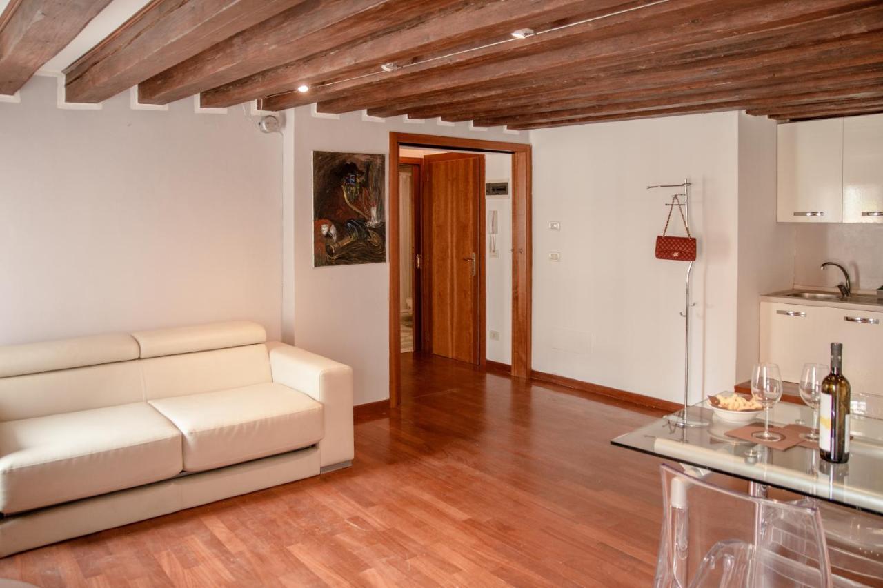 Appartamenti Superior In Via Garibaldi By Bricola Apartments Wenecja Zewnętrze zdjęcie