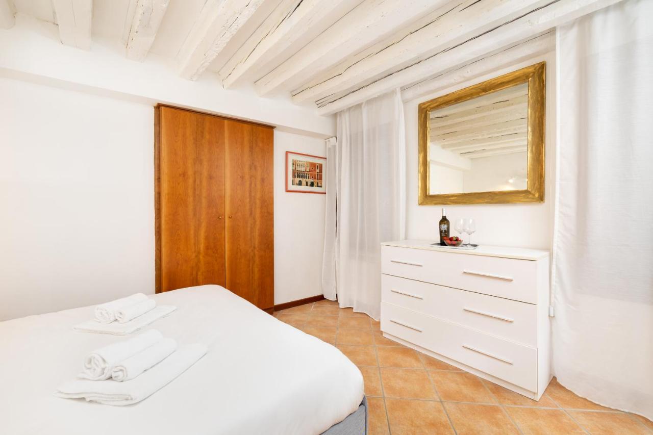 Appartamenti Superior In Via Garibaldi By Bricola Apartments Wenecja Zewnętrze zdjęcie